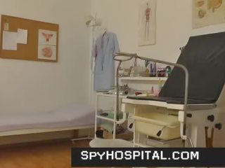 Starsze ginekomastii therapist z za ukryty kamera