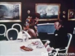 Vintage x rated movie 1960s - upslika perfected brunette - table for three