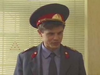 Rosyjskie policja officers pieprzyć